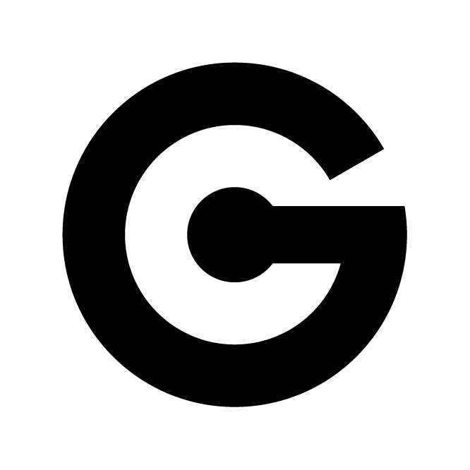 Billedet viser et sort ikon formet som bogstavet "G", hvor midten at G'et har en sort prik i forlængelse af stregen 