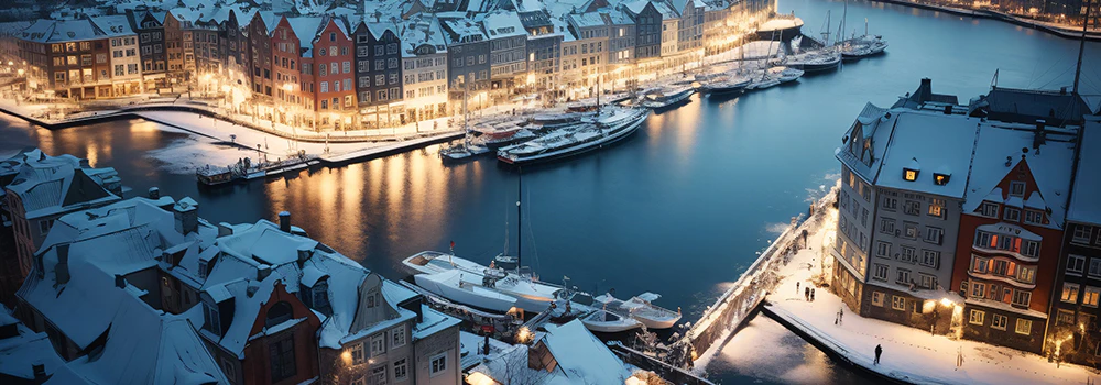 By tildækket af sne