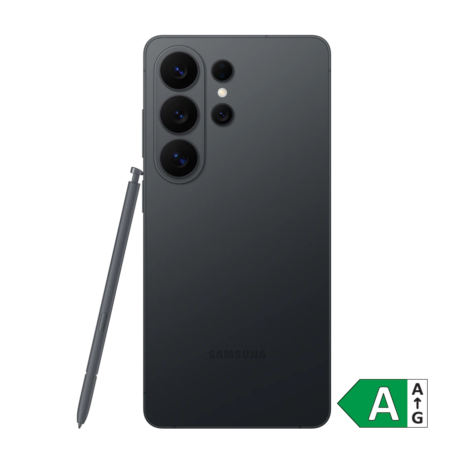 Sort Samsung S26 Ultra smartphone med tre kameraer og en stylus-pen ved siden af. Energimærke A vises i hjørnet.